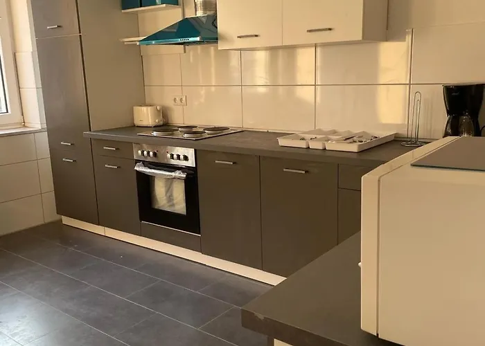 Einzelzimmer Im Monteurhaus Gemeinschaftsbad Und Kueche Guest house Duisburg